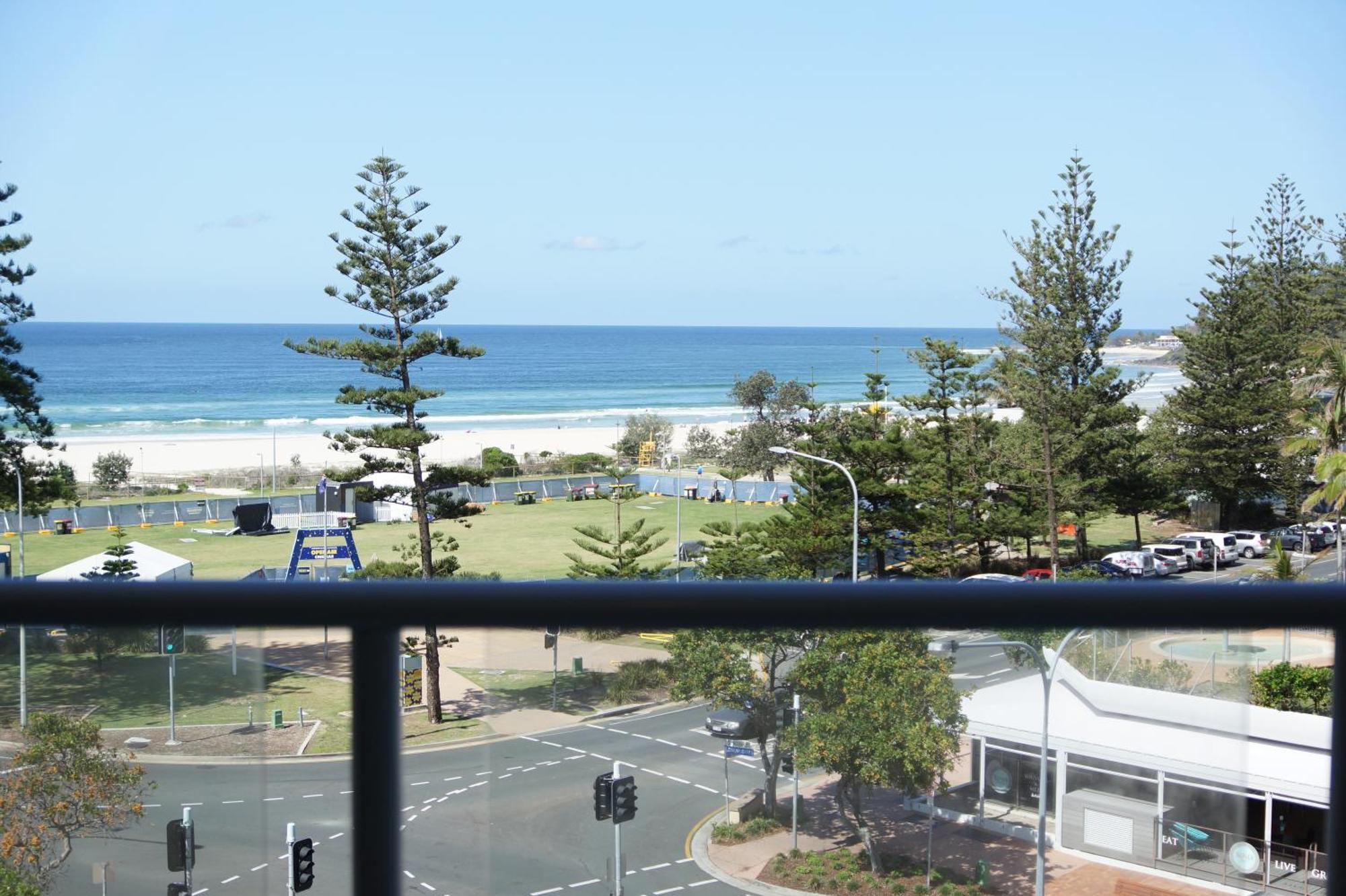 Blue C Coolangatta Lejlighedshotel Eksteriør billede